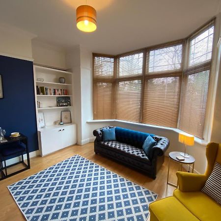 Stylish Apartment With Secure Parking Close To City Τσέστερ Εξωτερικό φωτογραφία