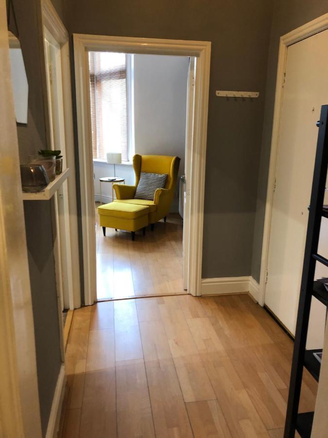Stylish Apartment With Secure Parking Close To City Τσέστερ Εξωτερικό φωτογραφία